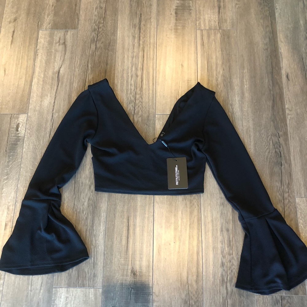 PrettyLittleThing Black Bell Sleeve Crop Top